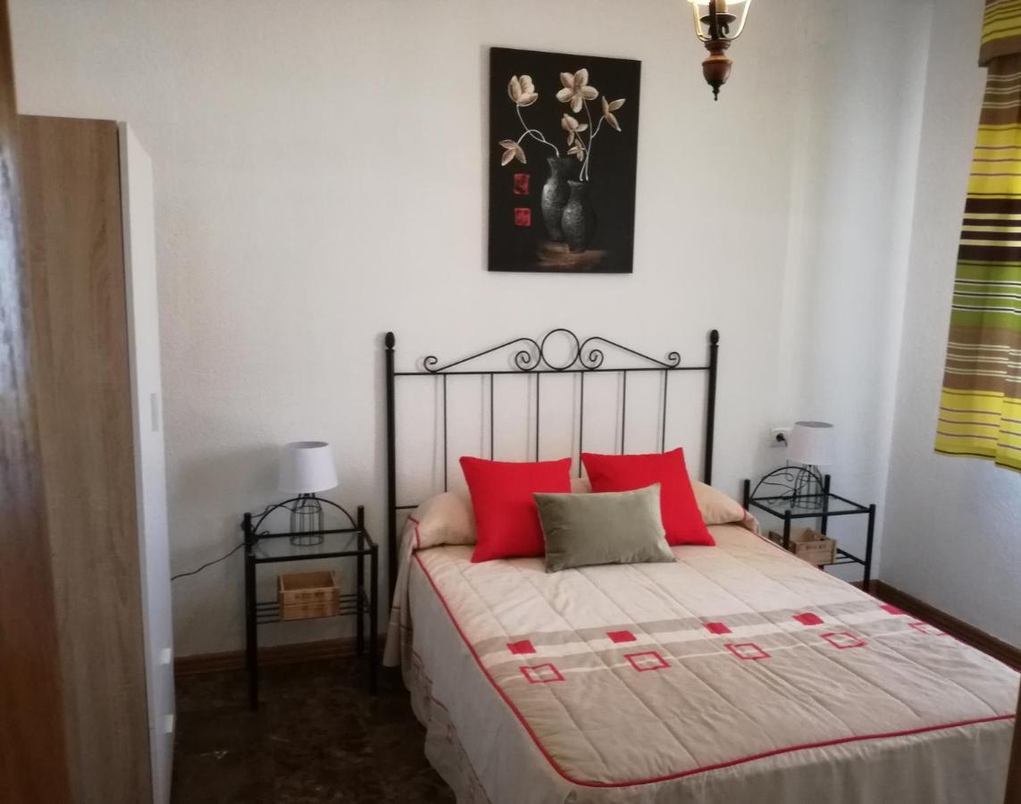 Alojamiento Romina Apartment Villanueva Del Arzobispo Ngoại thất bức ảnh
